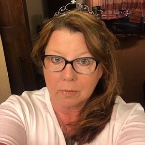 Meet your Posher, Beth anne